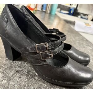 Clarks Black Leather Heels with Double Buckle Sz 12